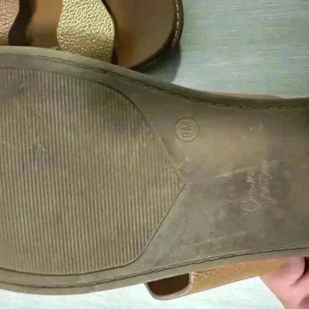 Crown Vintage Tan and gold sandals Size 9 ,40 - Picture 4 of 5
